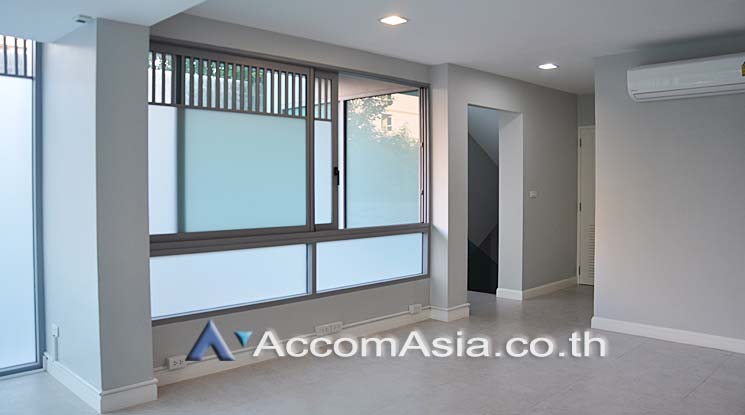 6  House for rent and sale in Sukhumvit ,Bangkok BTS Thong Lo AA16646